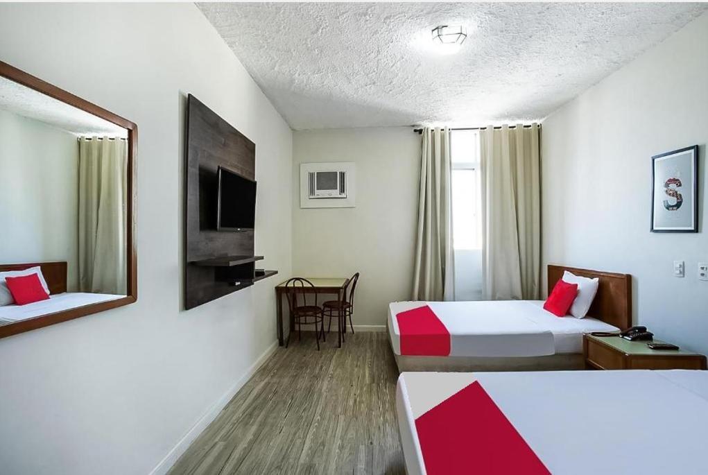 Hotel InterAmericana Buitenkant foto