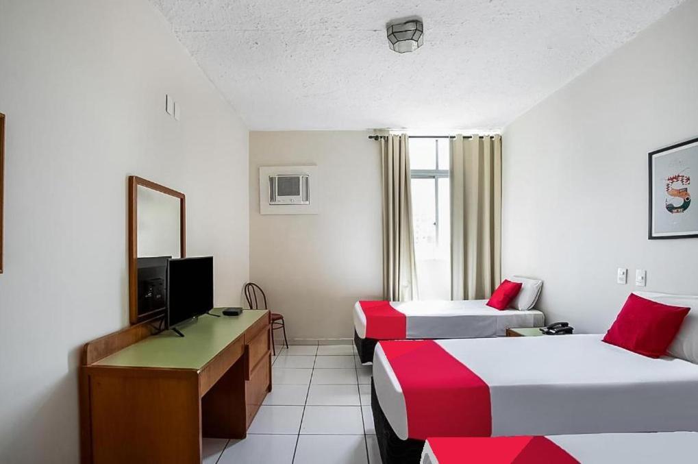 Hotel InterAmericana Buitenkant foto